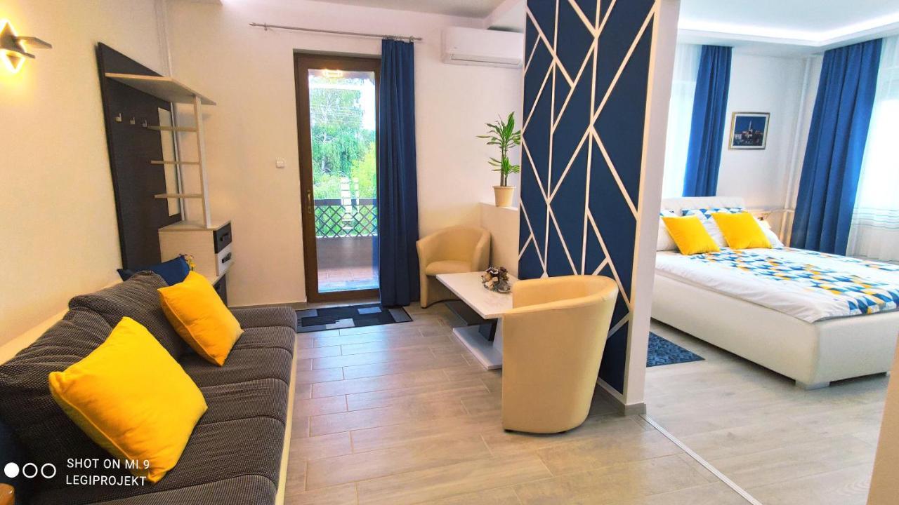 Апартаменты Papp Apartmanhaz Вонярцвашхедь Экстерьер фото