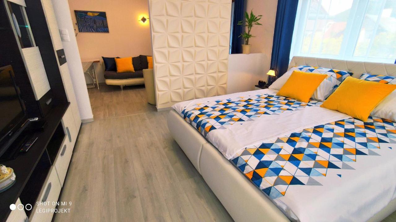 Апартаменты Papp Apartmanhaz Вонярцвашхедь Экстерьер фото