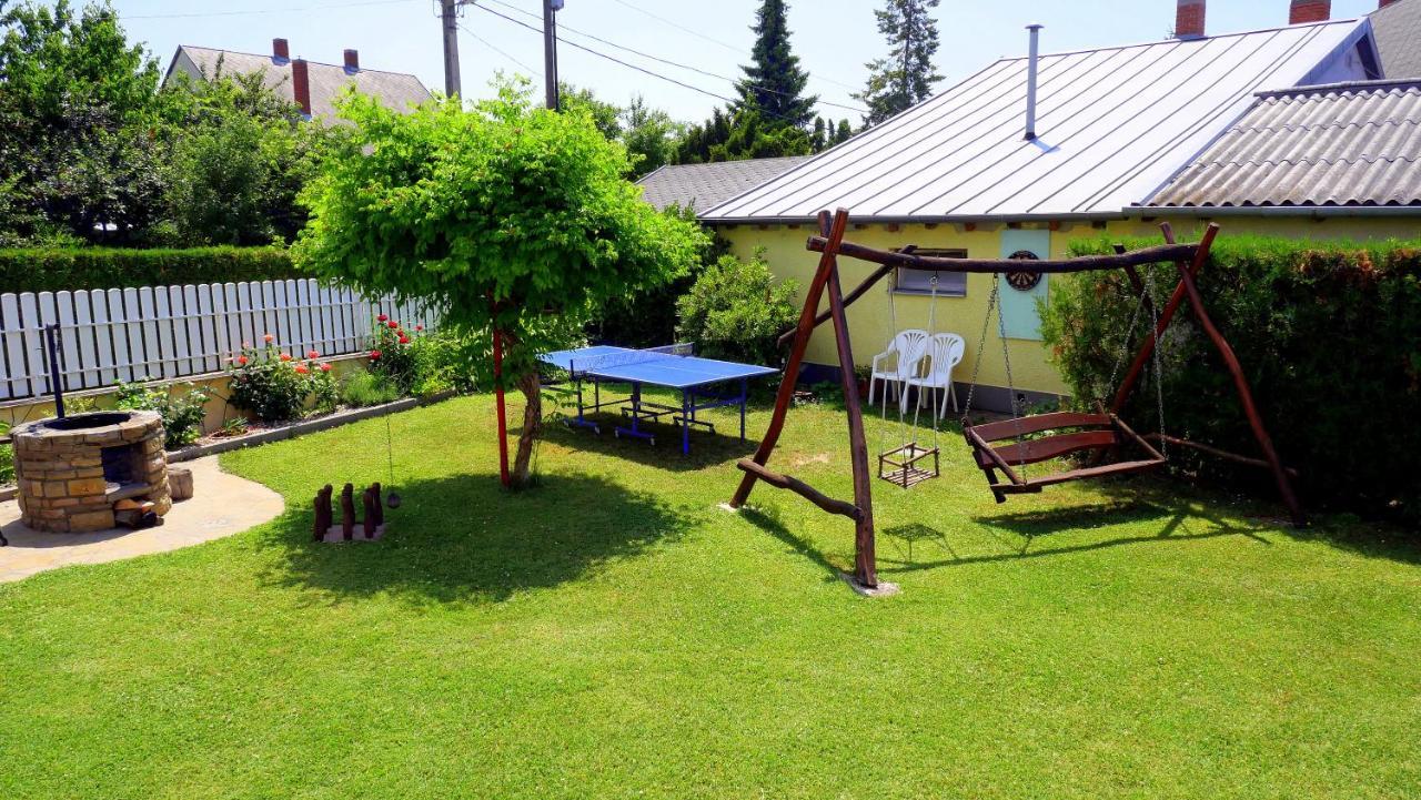 Апартаменты Papp Apartmanhaz Вонярцвашхедь Экстерьер фото