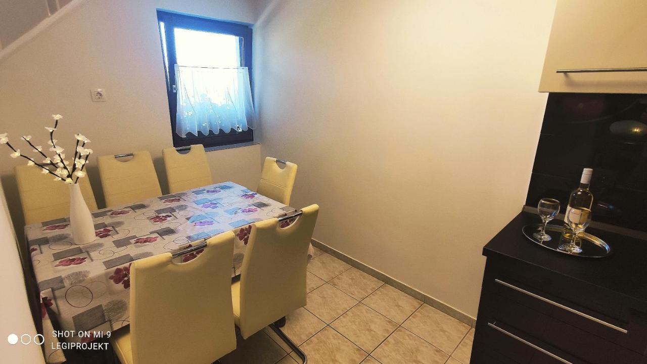 Апартаменты Papp Apartmanhaz Вонярцвашхедь Экстерьер фото